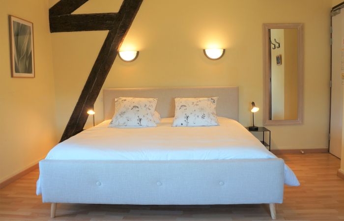 chambre-confort-jardin-ruoms-hotel-savel